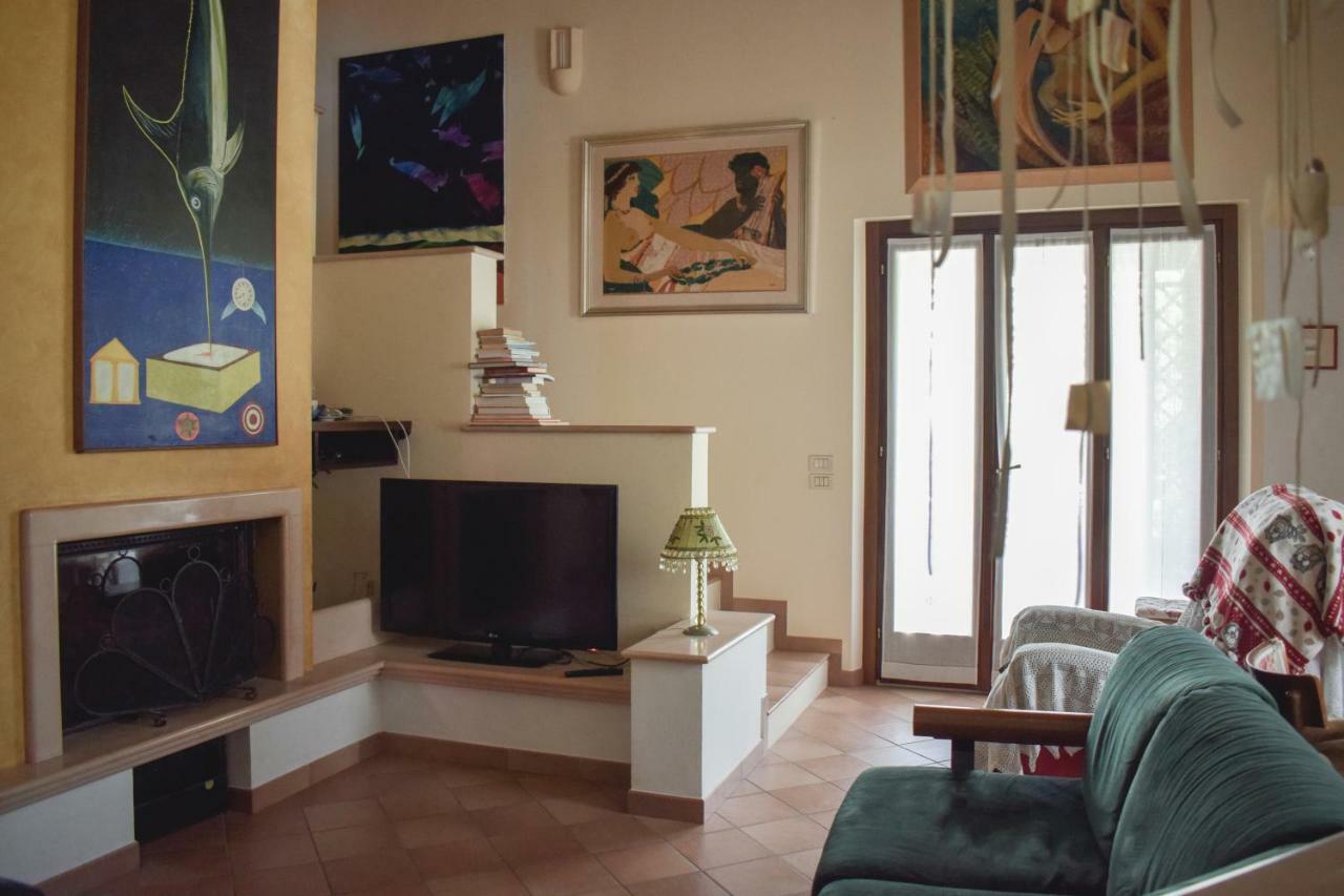 Tre Civette Sul Como Cartoceto Εξωτερικό φωτογραφία